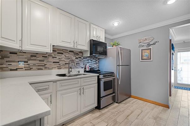 Interior, Kitchen, Recessed Lighting, Wood Texture Flooring