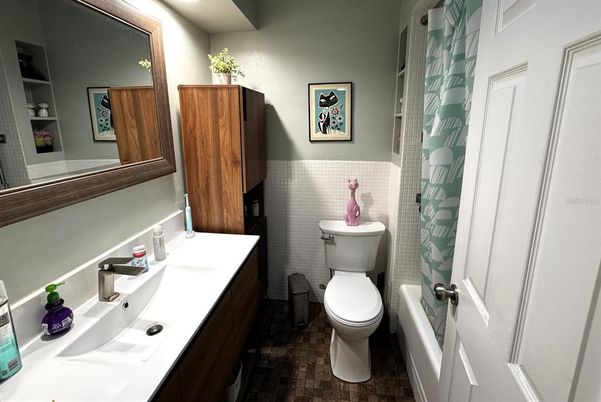 Bathroom, Interior