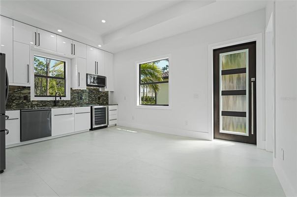 Empty room, Interior, Kitchen, Recessed Lighting