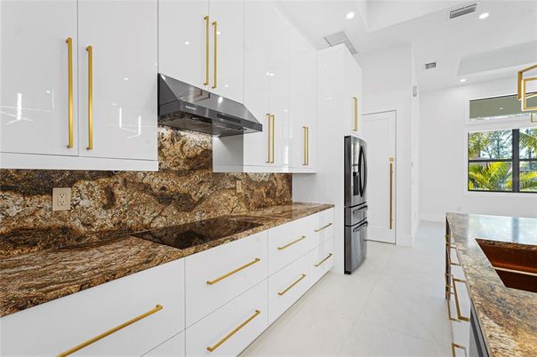 Interior, Kitchen, Recessed Lighting