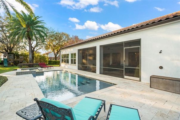Exterior, Pool