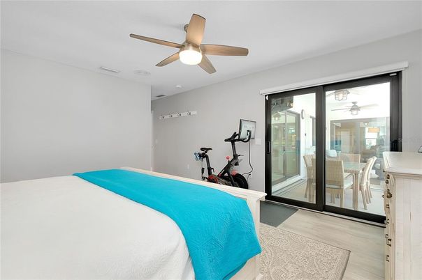 Bedroom, Fitness Equipment, Interior, Wood Texture Flooring