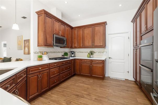Interior, Kitchen, Pendant Lights, Recessed Lighting, Wood Texture Flooring