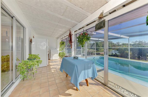 Interior, Pool, Sun Room