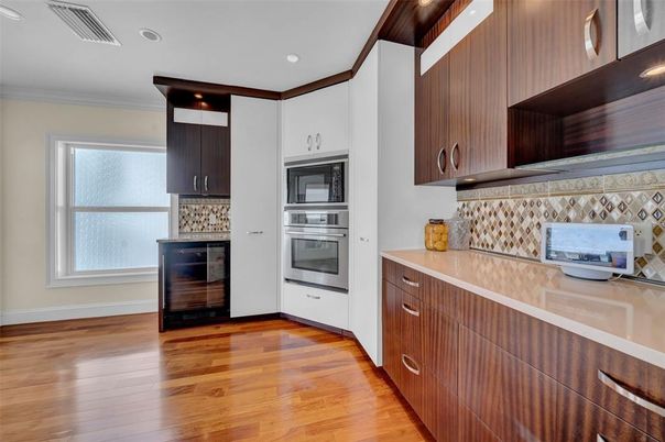 Interior, Kitchen, Recessed Lighting, Wood Texture Flooring