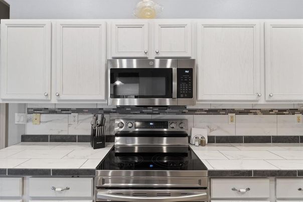 Interior, Kitchen, Stainless Steel Appliances