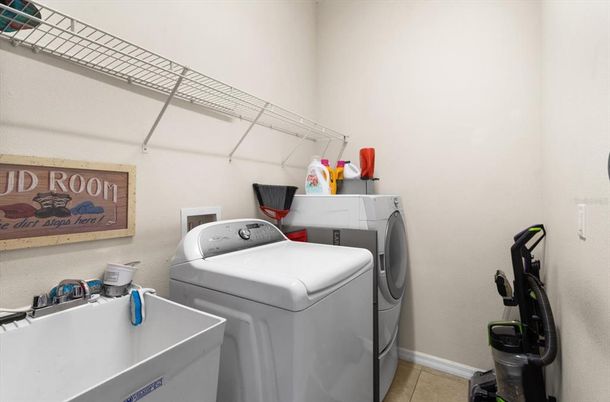 Interior, Washer