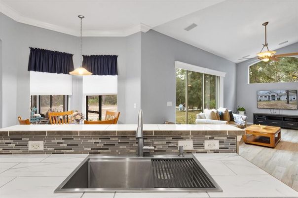 Interior, Pendant Lights, Wood Texture Flooring