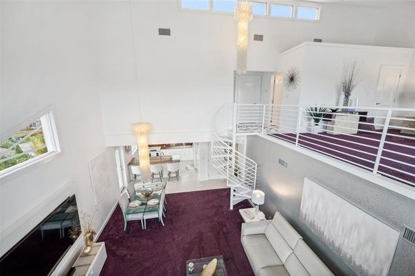 Chandelier, Dining room, Interior, Living room, Pendant Lights