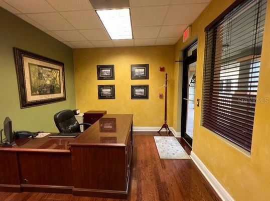 Home Office, Interior, Recessed Lighting, Wood Texture Flooring