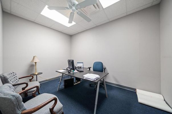 Home Office, Interior