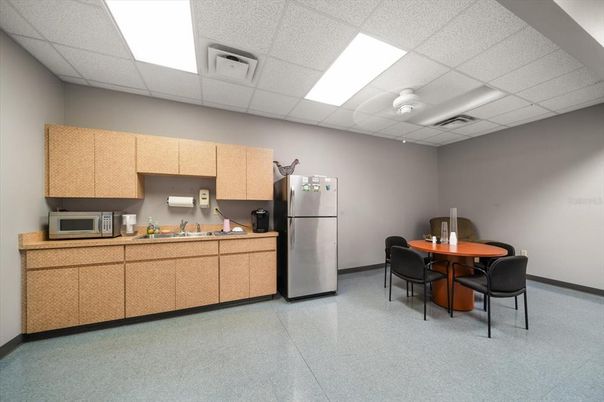 Dining room, Interior, Kitchen, Recessed Lighting