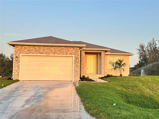 Attached, Exterior, Facade, Brick Facade, Ranch