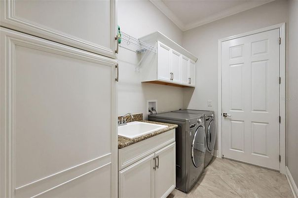 Interior, Washer