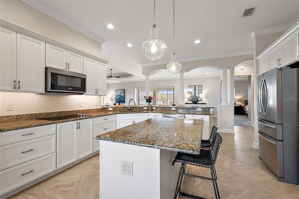Interior, Kitchen, Pendant Lights, Recessed Lighting, Stainless Steel Appliances