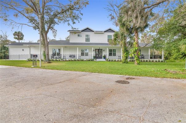 Backyard, Exterior, Facade, Farmhouse