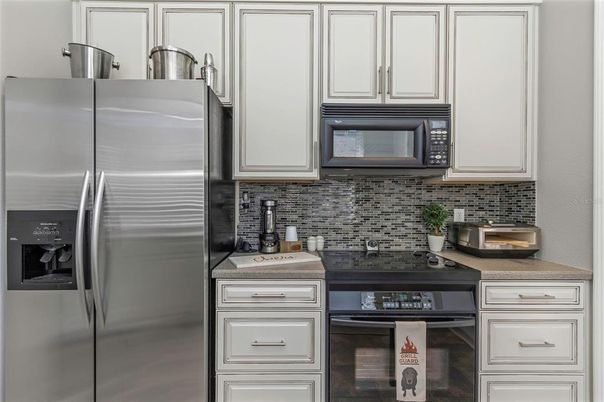 Interior, Kitchen, Stainless Steel Appliances