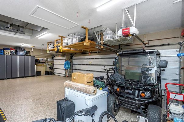 Garage, Interior