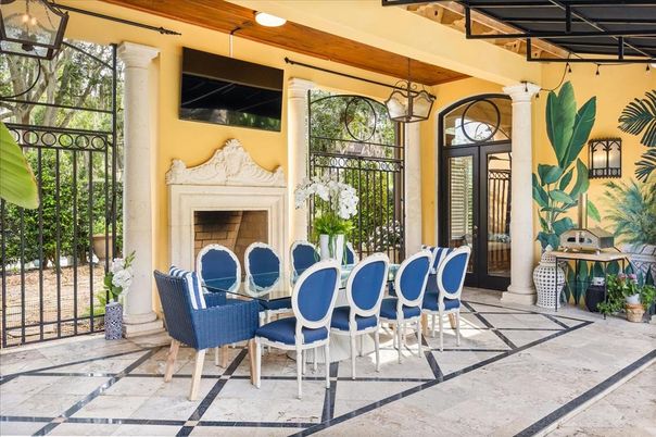 Exterior, Fireplace