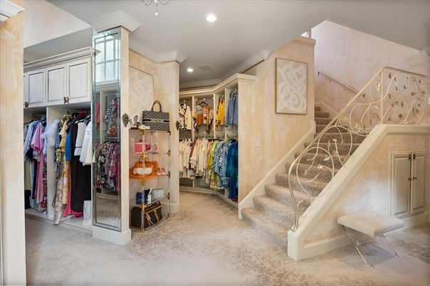 Interior, Recessed Lighting, Walk-in Closets