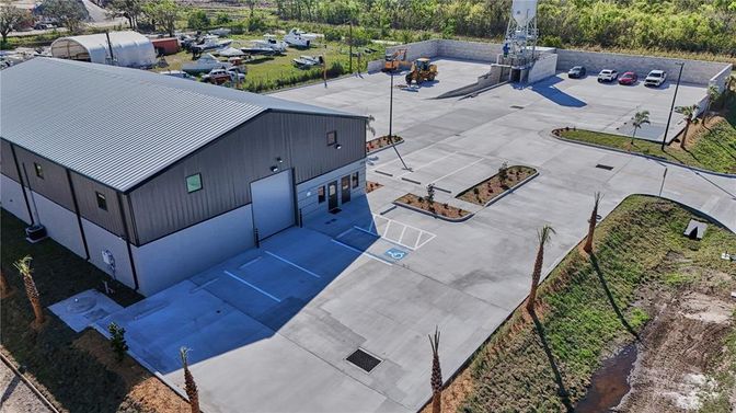Exterior, Drone