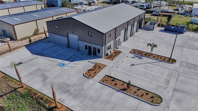 Exterior, Drone