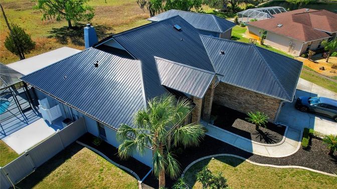 Exterior, Drone