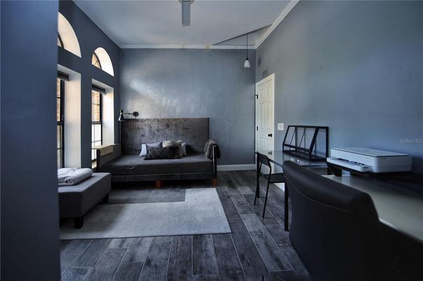 Interior, Pendant Lights, Wood Texture Flooring