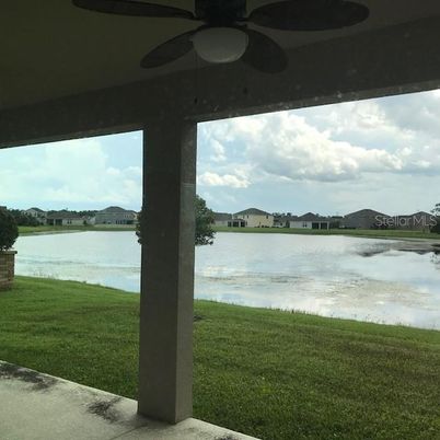 Exterior, Lake