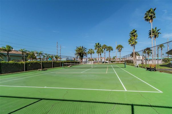 Exterior, Tennis Courts