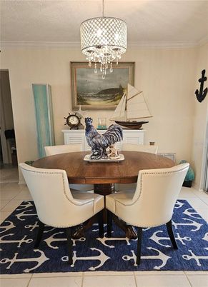 Chandelier, Dining room, Interior