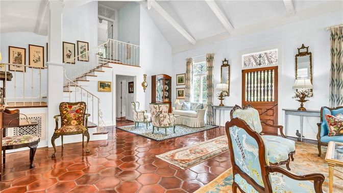Interior, Living room
