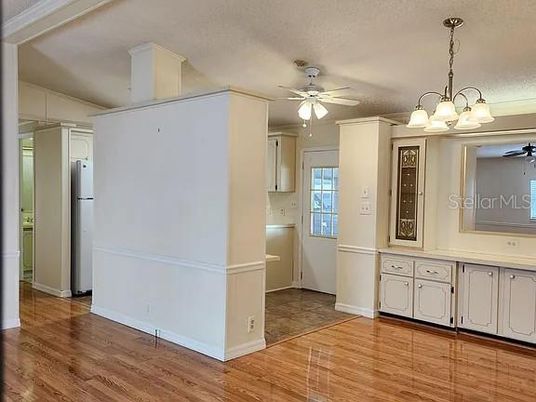 Chandelier, Empty room, Interior, Kitchen, Wood Texture Flooring