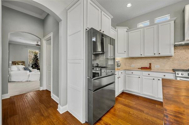 Interior, Kitchen, Living room, Recessed Lighting, Stainless Steel Appliances, Wood Texture Flooring
