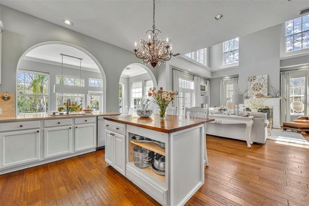 Chandelier, Interior, Kitchen, Living room, Recessed Lighting, Wood Texture Flooring