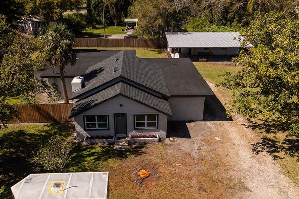 Exterior, Drone