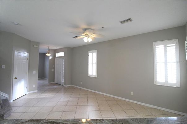 Empty room, Interior, Pendant Lights