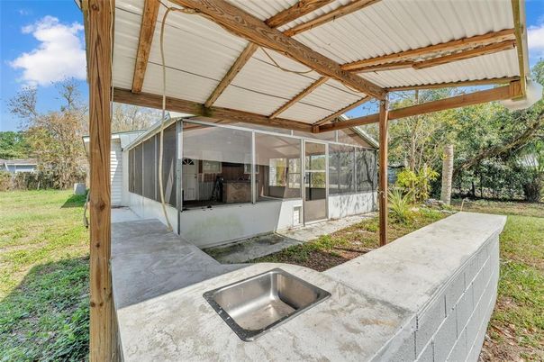 Backyard, Exterior