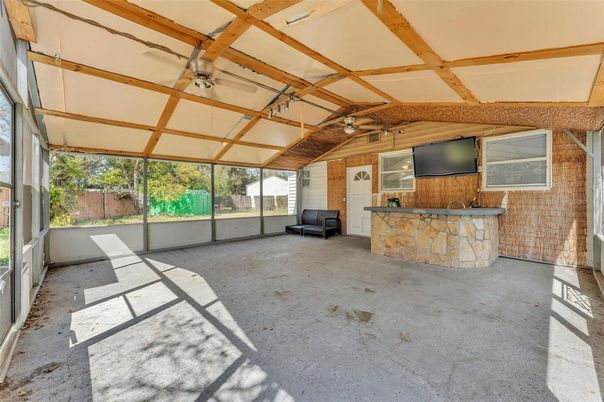 Interior, Sun Room, Wooden Beams