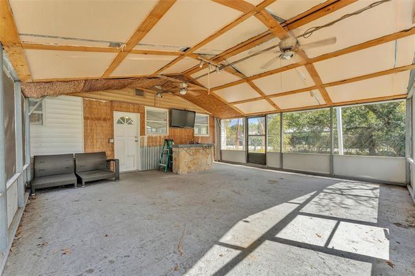 Interior, Sun Room, Wooden Beams