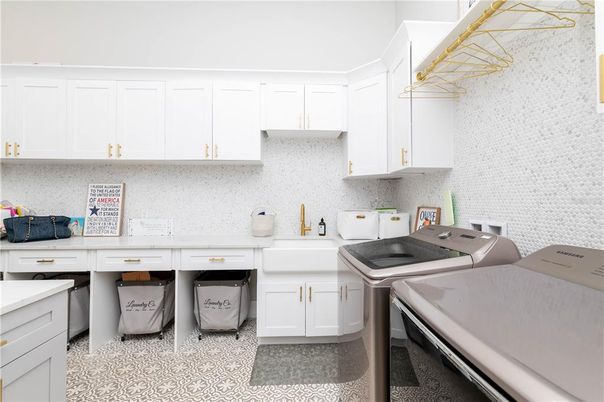 Interior, Washer