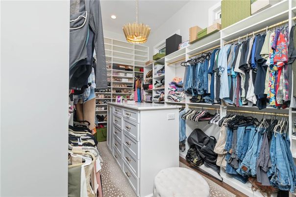 Interior, Pendant Lights, Recessed Lighting, Walk-in Closets