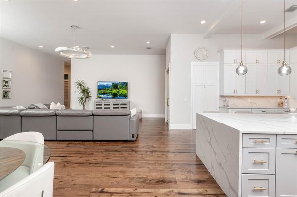 Interior, Kitchen, Living room, Pendant Lights, Recessed Lighting, Wood Texture Flooring