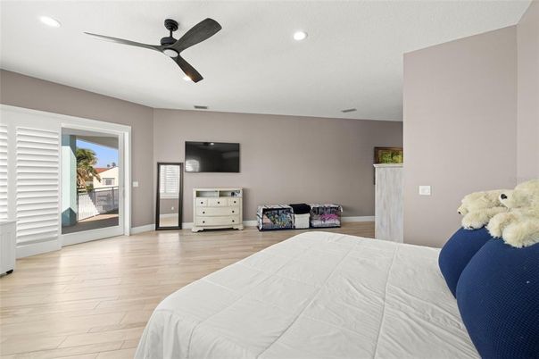Bedroom, Interior, Recessed Lighting, Wood Texture Flooring