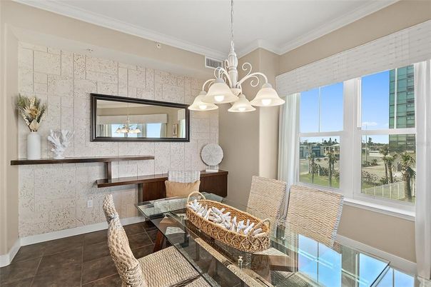 Dining room, Interior, Pendant Lights