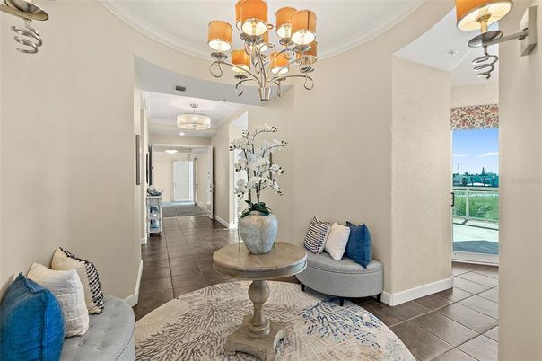 Chandelier, Interior