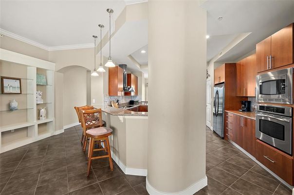Interior, Kitchen, Pendant Lights, Recessed Lighting, Stainless Steel Appliances