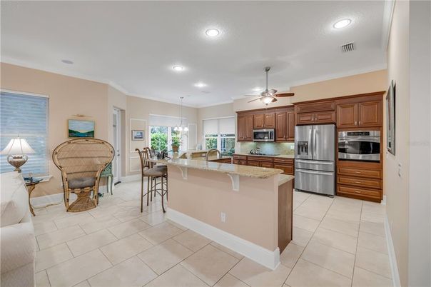 Dining room, Interior, Kitchen, Pendant Lights, Recessed Lighting, Stainless Steel Appliances
