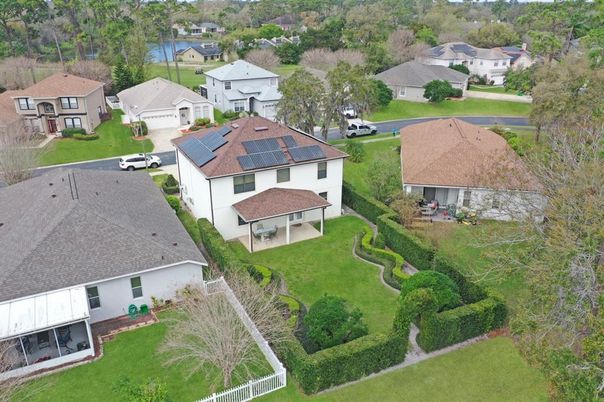Exterior, Drone