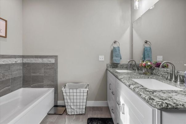 Bathroom, Dual Sink Vanities, Interior